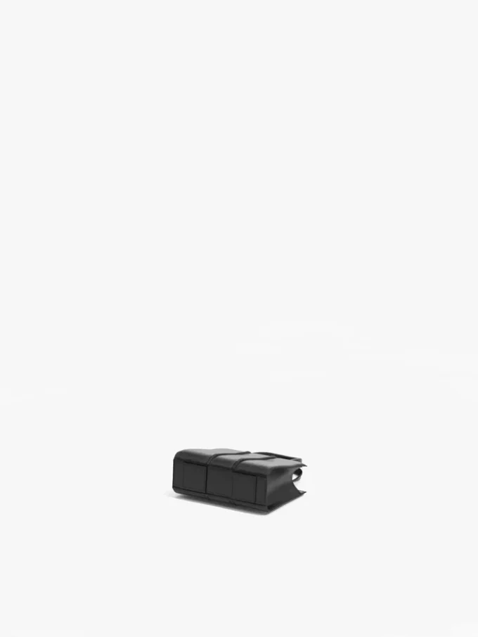 Max Mara ホイットニーバッグ 2 – ナノ、ブラック Max Mara ホイットニーバッグ 2 – ナノ、ブラック