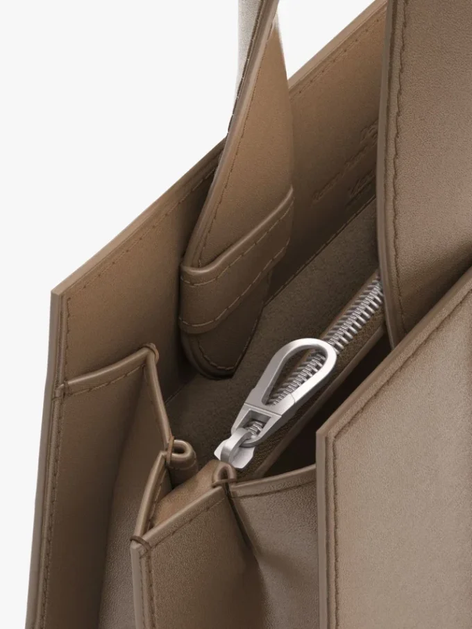 Max Mara ホイットニー・バッグ 3 – マイクロ、キャメル Max Mara ホイットニー・バッグ 3 – マイクロ、キャメル