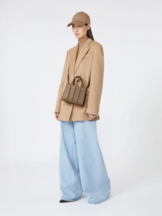 Max Mara ホイットニー・バッグ 3 – マイクロ、キャメル Max Mara ホイットニー・バッグ 3 – マイクロ、キャメル