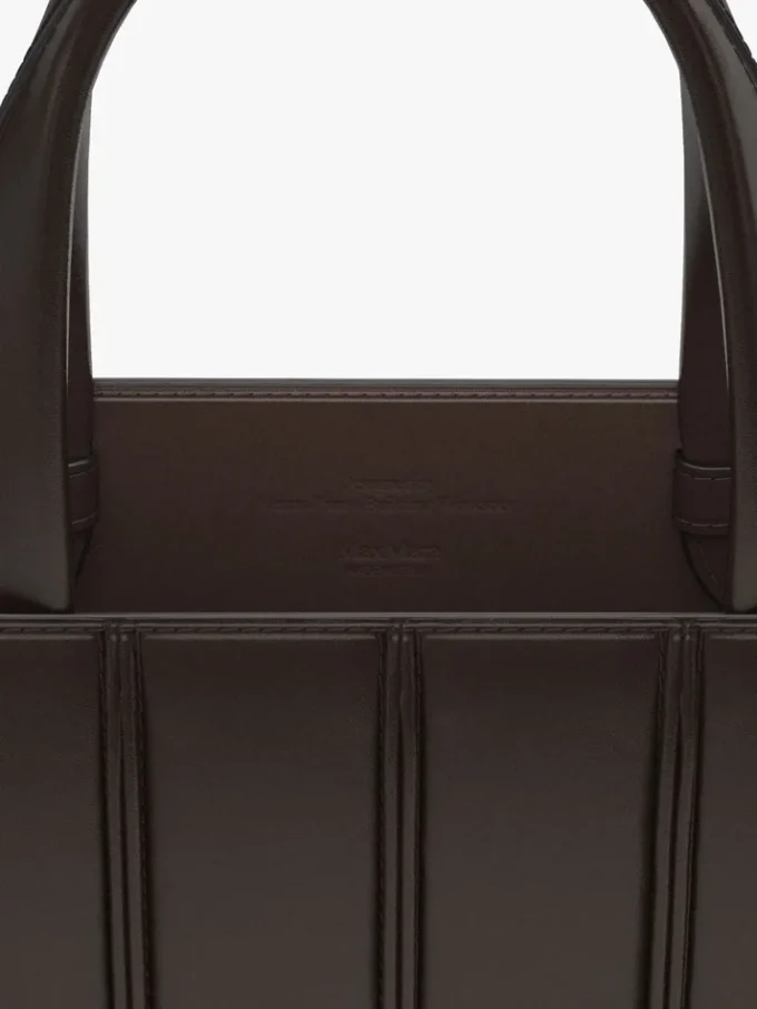 Max Mara ホイットニーバッグ 5 – ミディアム、ダークブラウン Max Mara ホイットニーバッグ 5 – ミディアム、ダークブラウン
