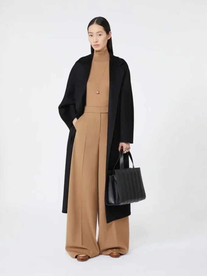 Max Mara ホイットニーバッグ 6 – ミディアム、ブラック Max Mara ホイットニーバッグ 6 – ミディアム、ブラック