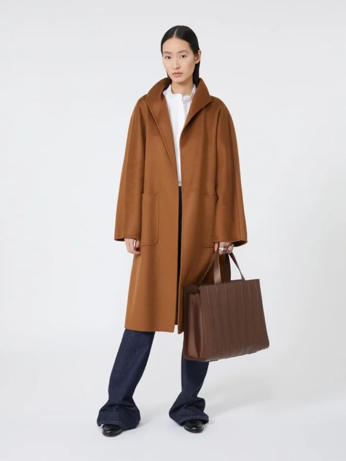 Max Mara ホイットニーバッグ7 – ラージ、アンバーブラウン Max Mara ホイットニーバッグ7 – ラージ、アンバーブラウン