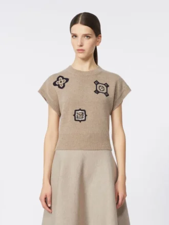 ウール＆カシミアのクロップドセーター、サンド