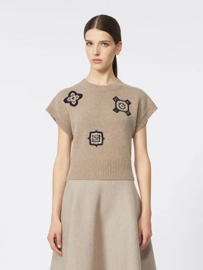 ウール&カシミアのクロップドセーター、サンド ウール&カシミアのクロップドセーター、サンド