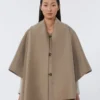 スカーフディテールのカシミアケープ、タウニーブロンズブラウン スカーフディテールのカシミアケープ、タウニーブロンズブラウン