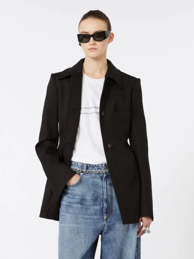カシミヤ糸のセーター、ベージュ カシミヤ糸のセーター、ベージュ