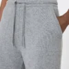 ウール＆カシミヤのセーター、サンド