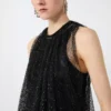クリスタルをあしらったメッシュトップ、ブラック クリスタルをあしらったメッシュトップ、ブラック
