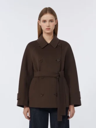 ダブルブレストのPure Woolクロップドコート、チョコレート色 ダブルブレストのPure Woolクロップドコート、チョコレート色