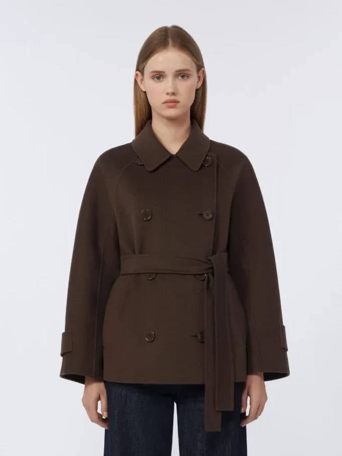 ダブルブレストのPure Woolクロップドコート、チョコレート色 ダブルブレストのPure Woolクロップドコート、チョコレート色
