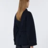ダブルブレストのPure Woolクロップドコート、ミッドナイトブルー ダブルブレストのPure Woolクロップドコート、ミッドナイトブルー