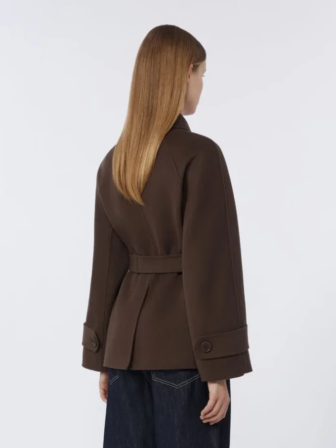 ダブルブレストのPure Woolクロップドコート、チョコレート色 ダブルブレストのPure Woolクロップドコート、チョコレート色
